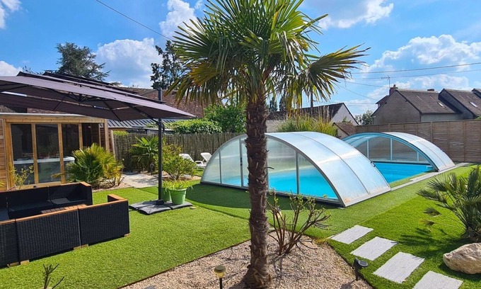 Mosnes Cabin | Gîte pour15 PERSONNES avec piscine et jacuzzi au coeur des châteaux de la Loire