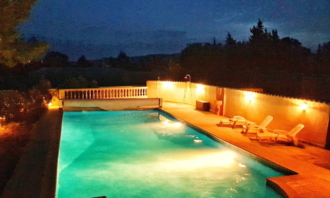 Piolenc Ski Chalet | Gîte Spa, piscine, Tennis - 2 people - Les Garrigues de l'Oluké -