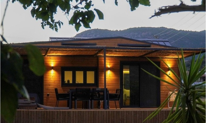 Hayitbuku Cabin | G A I A Tiny Houses - 70 meters to the beach. 2