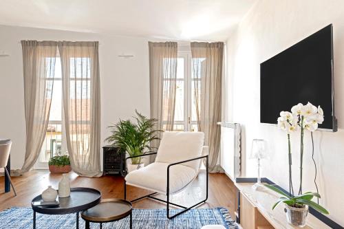 Venezia Nuova Apartment | Gabrielles Roof New Modern Apartment