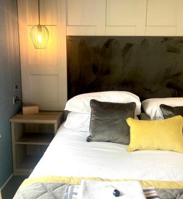 Jedburgh Resort | Gainsborough Lodge