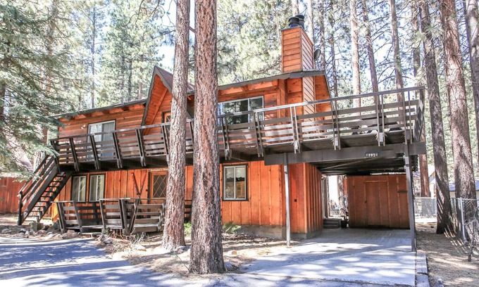 Summit Estates House | Gallagher's West - Pine surrounded deck and barbecue, Bumper Pool and Wet bar and Darts