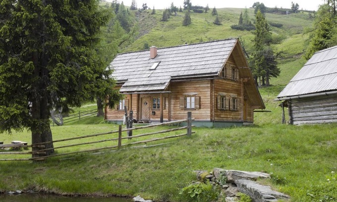 Pruggern Cabin | Galsterbergalmhütte - Hunting lodge - "Jagdhütte" vacation home