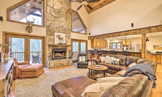 Elk Park Cabin | Game Room & Fire Pit: Spacious Elk Park Lodge!