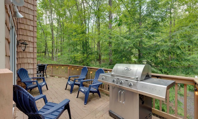 Albrightsville Cottage | Game Room + Lake Access: Albrightsville Escape
