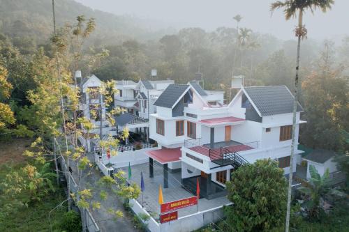 Pirmed House | Ganjes Premium Villa Thekkady