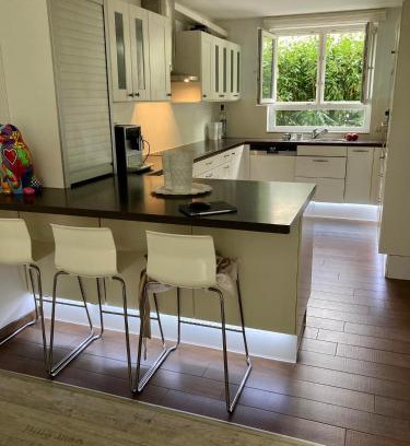 Kirchrode-Bemerode-Wulferode House | Ganzes Haus an der Messe und nur 15 Minuten zum Zentrum Hannover - including parking - komplett ausgestattet - 3 Schlafräume - Town House at Fair Trade and 15 Min to Centre Hannover - 3 bed rooms - high WLAN - with working places and garden