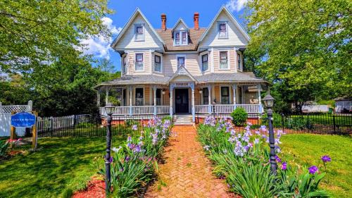 New Church Hotel | Garden and Sea Inn