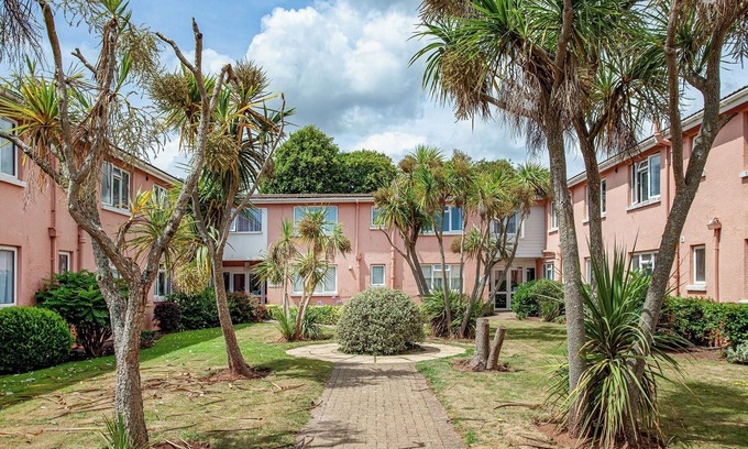 Paignton Cottage | Garden Apartment - UK44654