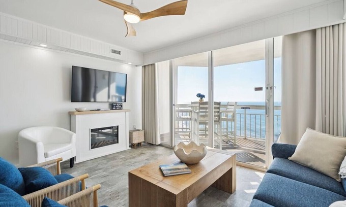 Garden City Condo | Garden City Beach Oceanfront Condo 902 | Rising Tides Properties Rental