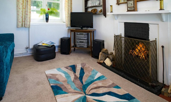 Newcastle Emlyn Cottage | Garden Cottage, Newcastle Emlyn
