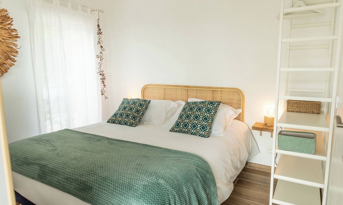 Vaucelles Condo | Garden-level studio with parking 5 minutes from the historic center of Bayeux