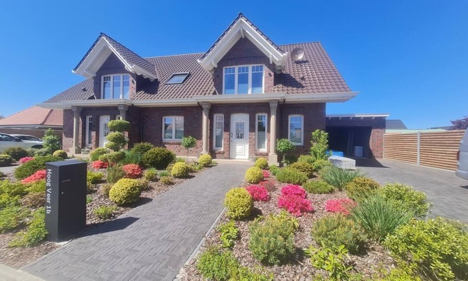 Norden House | Garden view vacation home - new build with luxury furnishings