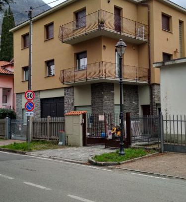 Varenna Apartment | Gardens House