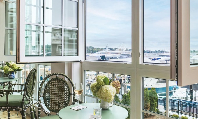 Yachting Village Hotel | Gardiner House