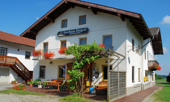 Obing House | Gasthaus Hingerl