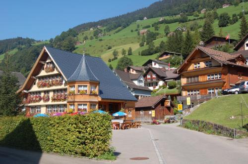 Alt Sankt Johann Hotel | Gasthaus Schäfli