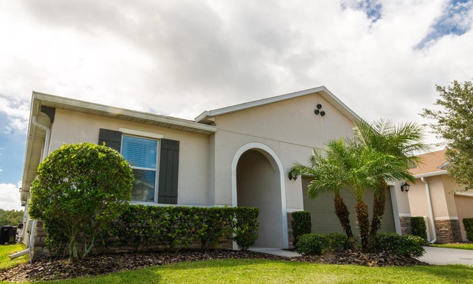 Crystal Cove House | Gated Community, Private pool and game room near Disney!