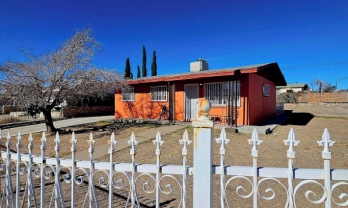 Biggs Field House | GatedHome/2Brm/1bth/CieloVista/Epcc/DelSolHospi/i10/AffordableStays