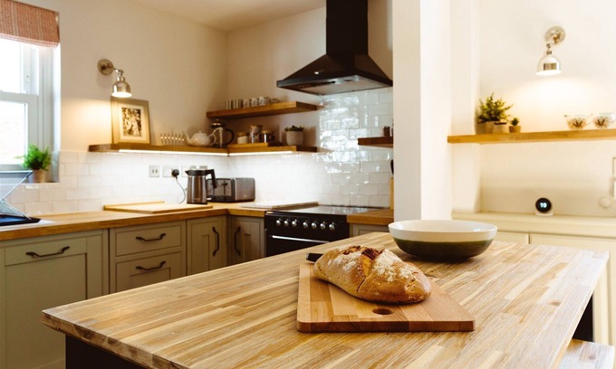 Worstead Cottage | Gatehouse North, Worstead Park