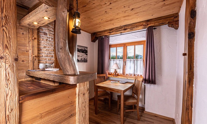 Oberschonau Apartment | Gemütliche und Rustikale Ferienwohnung Königsbachalm