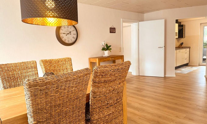 Bausendorf Apartment | Gemütliche Ferienwohnung für Maximal 4 Personen in der Eifel - Nähe Mosel