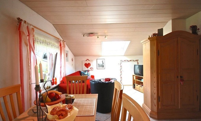 Kammersdorf Apartment | Gemütliches Feriendomizil (50qm) mit Balkon und Blick über Bayerischen Wald