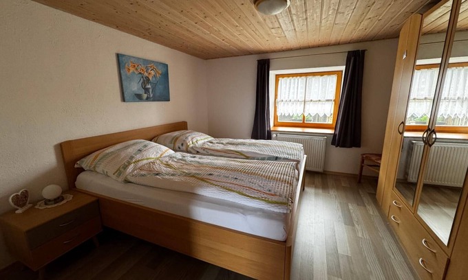 Rinchnach Apartment | Gemütliches Feriendomizil (54qm) mit Parkplatz