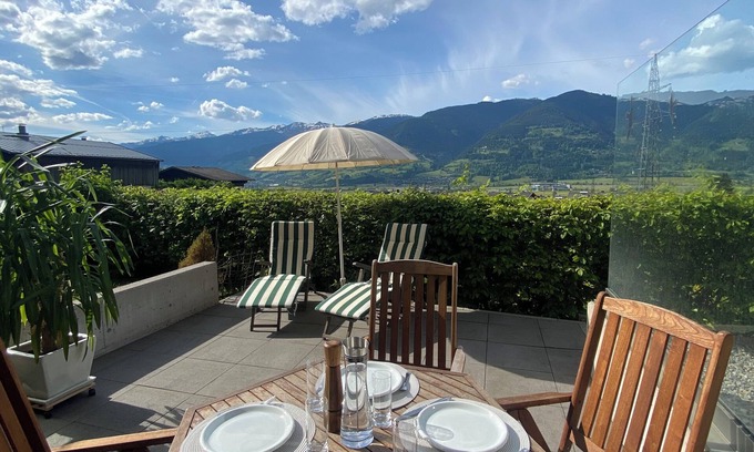 Kaprun House | Gemütliches Haus mit 2 Schlafzimmern im Zentrum von Kaprun mit Schönen Terrassen