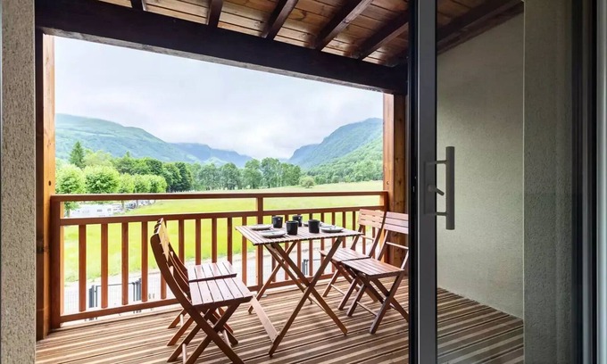 Peyragudes Apartment | Genos Apartment 4 persons Near lake