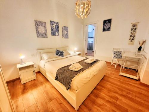 Nervi Apartment | Genova Nervi - 5 minuti dal porticciolo e alla Passeggiata Anita Garibaldi - Vicino alla Fermata dell'Autobus e la Stazione Ferroviaria