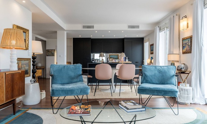 Riou - Petit Juas - Av de Grasse Apartment | Geoffrey By Terry's Homes