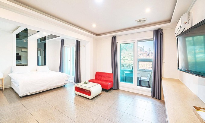 Irun-myeon Hotel | Geojedo Jisepo Wave