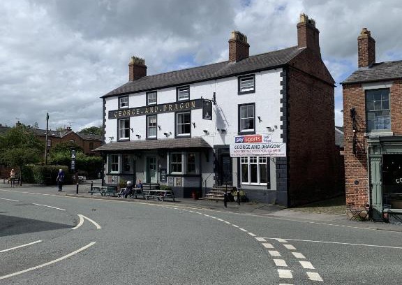 Tarvin Bed & Breakfast | George and Dragon