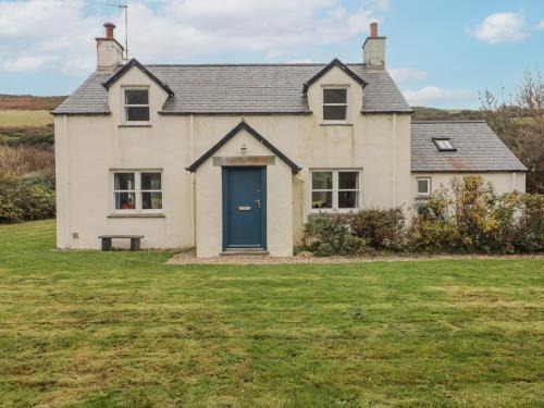 Dinas Cross House | Ger Y Traeth