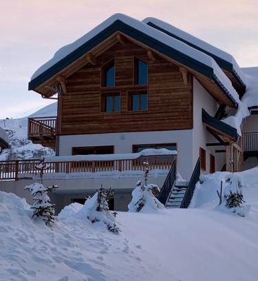 La Toussuire Ski Chalet | Germain Ski Lodge