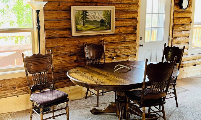 Wheeler County Cabin | Get Back to Nature - A Peaceful Cabin Retreat Where Stars Shine Bright!
