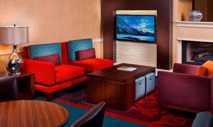 Homewood Hotel | Get Ready for Blissful Getaway! 3 Modern Pet-Friendly Units!