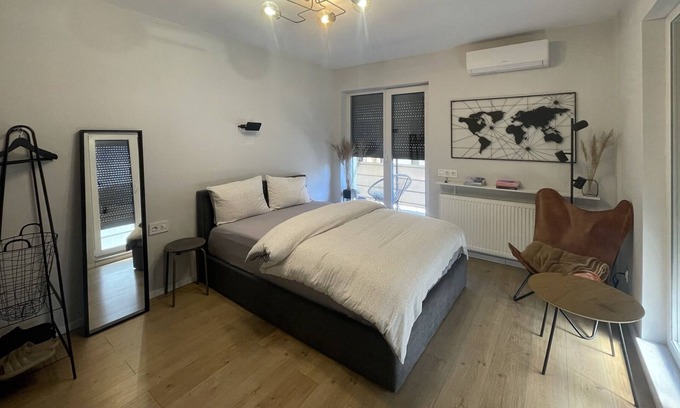 Cluj-Napoca Apartment | GG Studio close to Iulius Mall