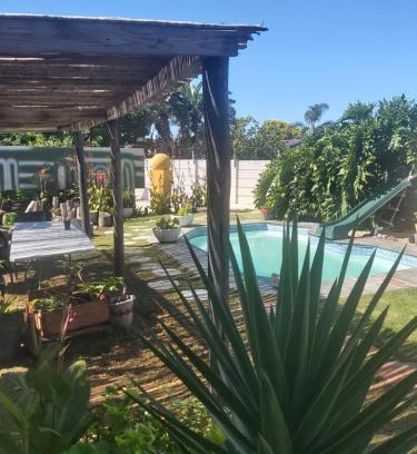 Port Elizabeth House | GH REDPillars
