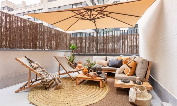 Chamberi Apartment | Ghassira - 2 bedrooms and terrace in Rios Rosas