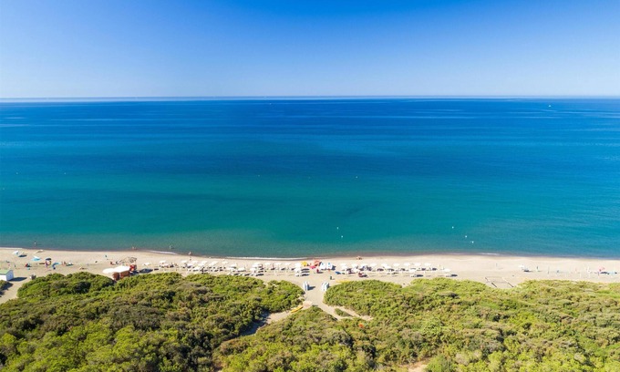 Pescia Romana RV Rental | Gitavillage Club Degli Amici