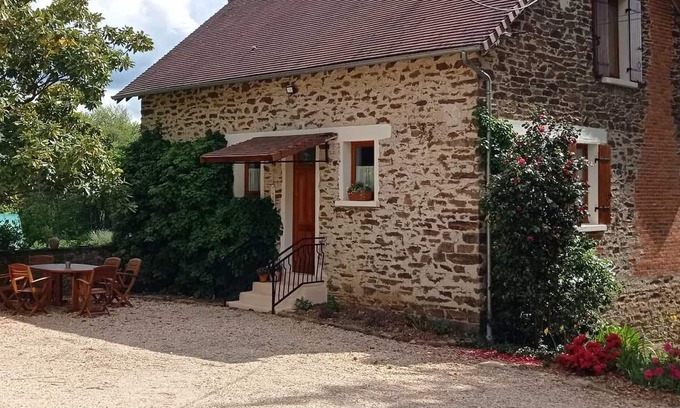 Chalais Cottage | Gite Chalais, 3 bedrooms, 6 persons