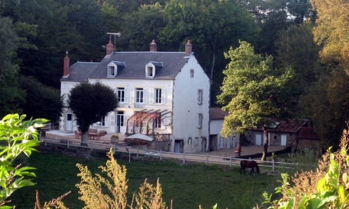 La Machine Cottage | GITE de L'ETANG-JAUNE families or group of friends Burgundy Nievre La Machine