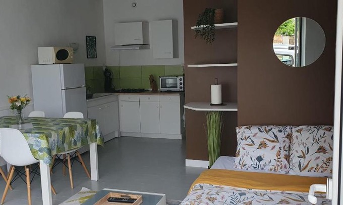 Sevremont House | Gite Duguesclin