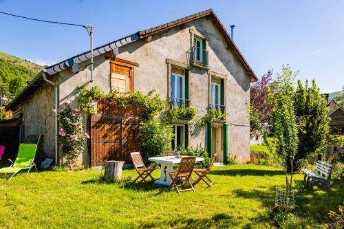 Boussenac House | Gite Familial En Ariège