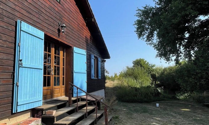 Magnan Ski Chalet | Gîte in the heart of the Gers - 2 hectares of tranquility 7 minutes from the Circuit de Nogaro