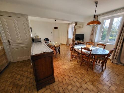 Albigny-sur-Saone Apartment | Gite la ferme des maraîchers