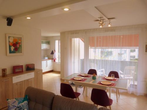 Quartier Saint-Leon Apartment | GITE LA HOUBLONNIÈRE STANDING et CONFORT à COLMAR