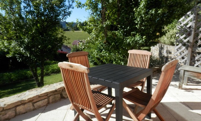 Oye-et-Pallet Apartment | Gite lac et Montagne